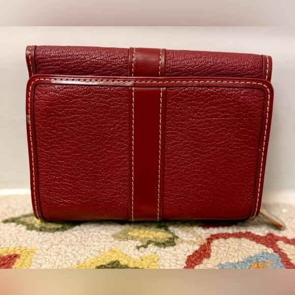 LOUIS VUITTON Suhali Portefeuille Le Favori Compact Trifold Wallet In Red Suhali - Picture 2 of 16
